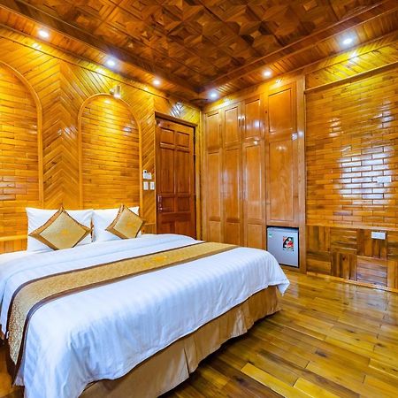 Theking Hotel Huong Gia Екстер'єр фото