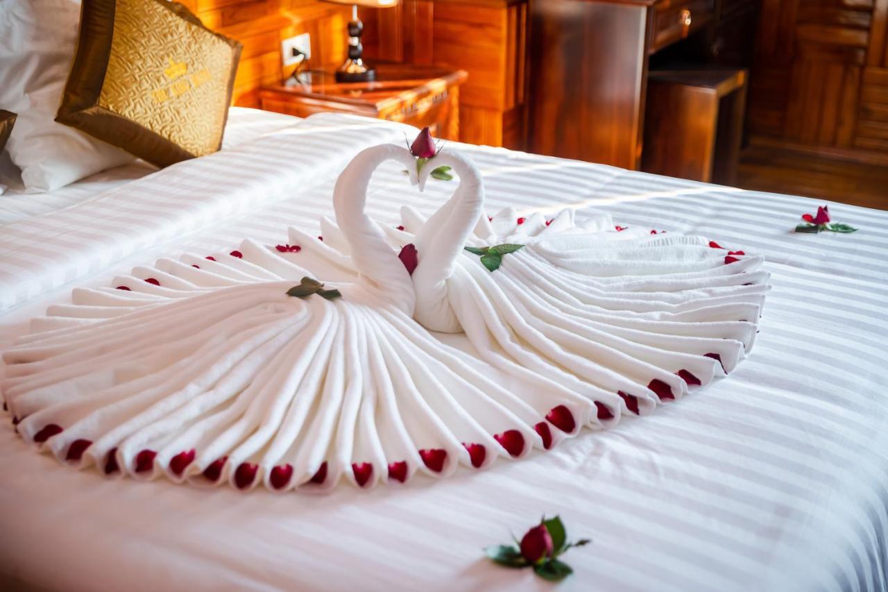 Theking Hotel Huong Gia Екстер'єр фото