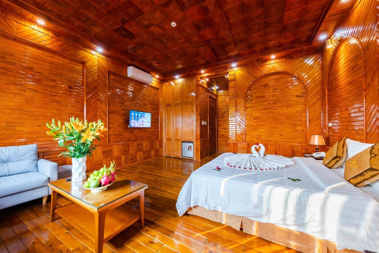 Theking Hotel Huong Gia Екстер'єр фото